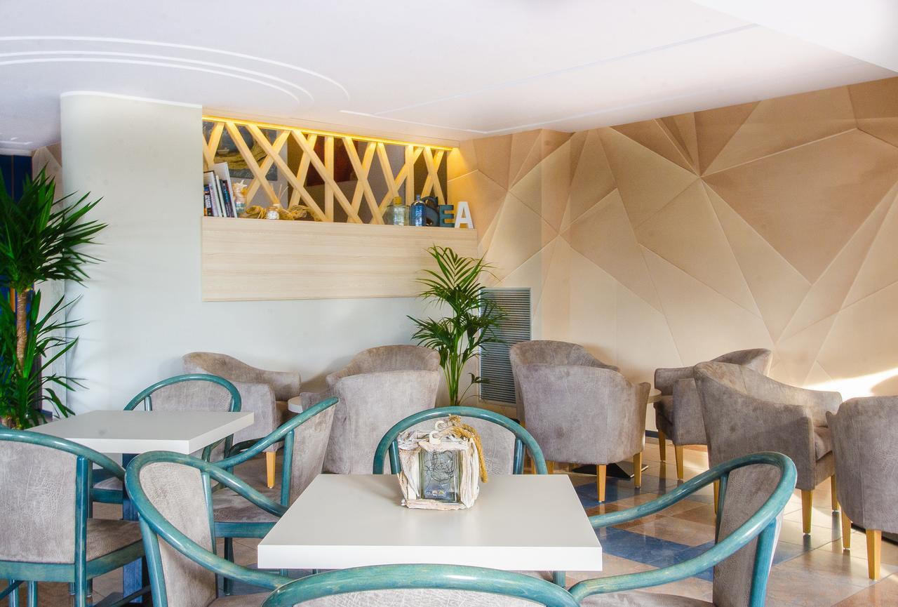 Hotel Nevada 벨레지아아지마리나 외부 사진